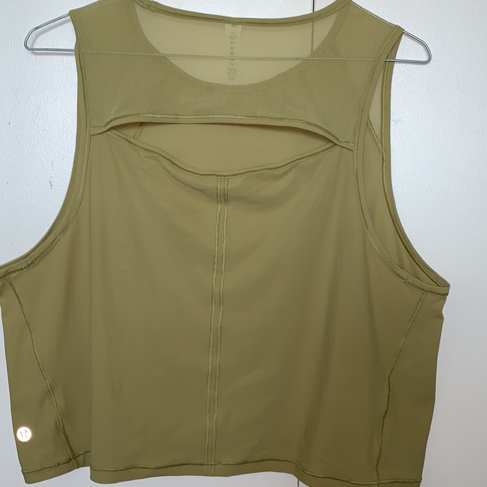 Lululemon sculp tank cropped - Picture 3 of 4